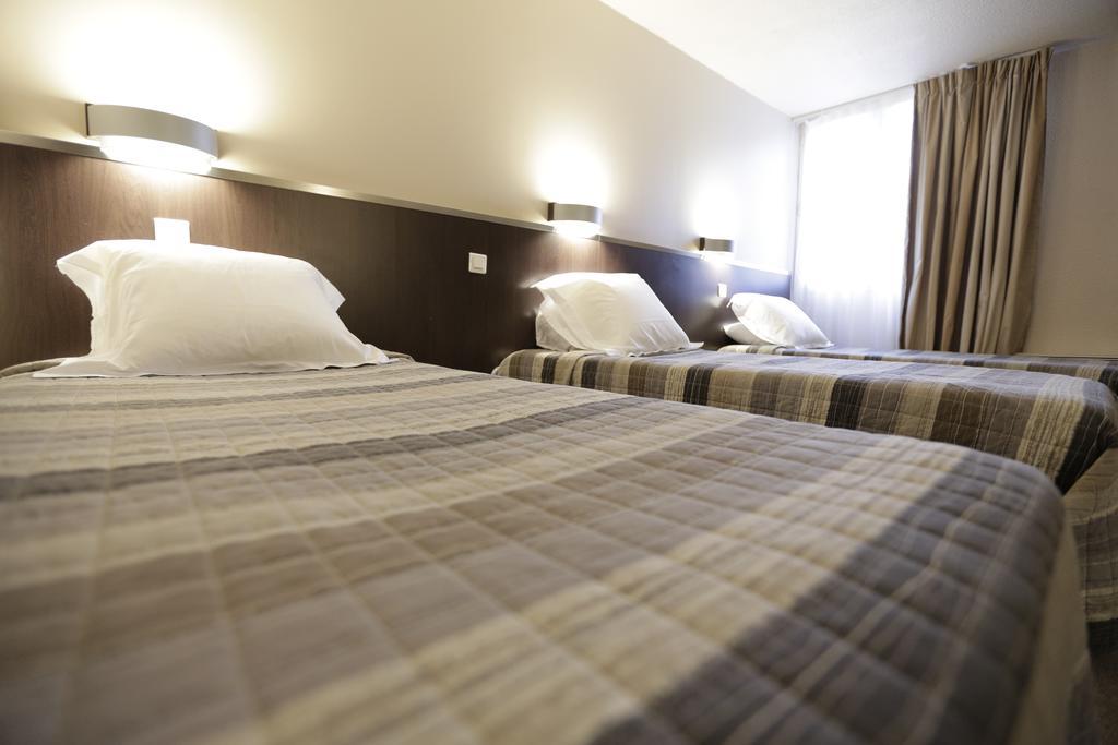 Hotel Au Petit Caporal ميزو الفورْ المظهر الخارجي الصورة